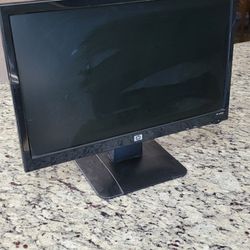 18 Inch HP Monitor 
