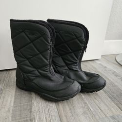 Woman's Snow Boots