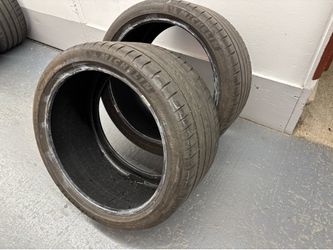 2 tires 295/30/19 Michelin pilot sport 4s