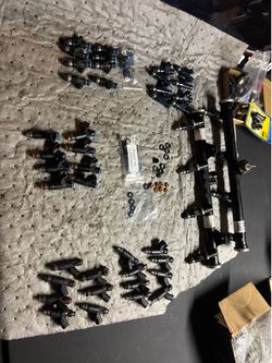 Various LS Vortec Fuel Injector Lot