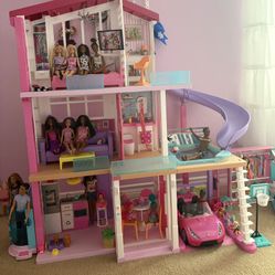 BARBIE DREAM HOUSE