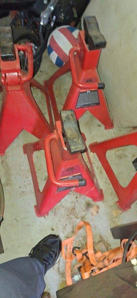 "12 Ton Jack Stands (Mac Tools)