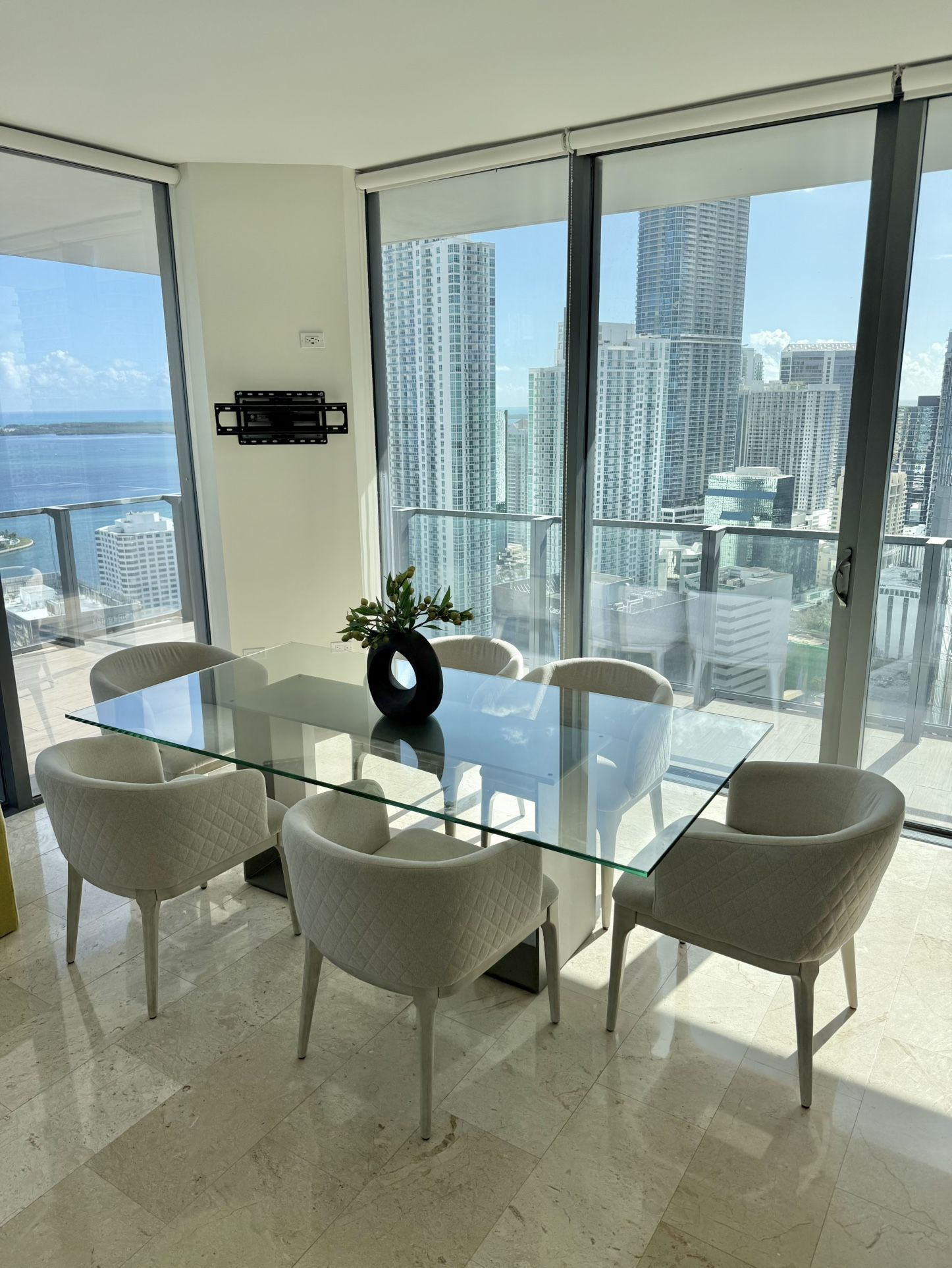 Dining Table And Chairs 