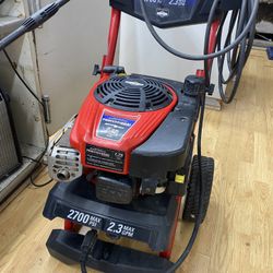 $275 Troy Bilt Pressure Washer 2700 PSI 2.3 Gallon GPM Water Gas Pressure Washer