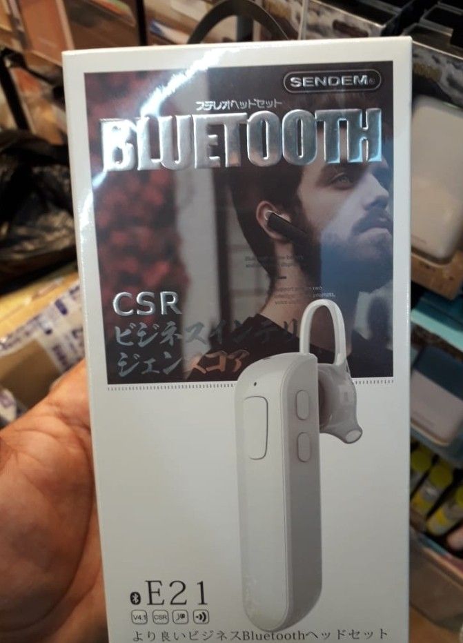 Bluetooth headphones