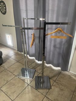 Clothing rack