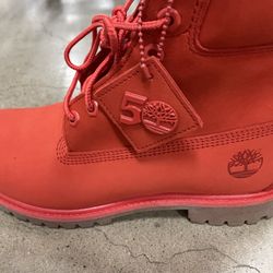 Timberlands EXCLUSIVE Reds Sz9.5