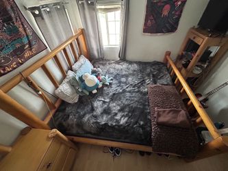 Bed and Drawers