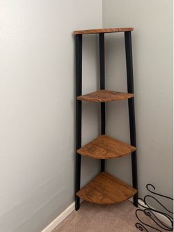 Corner shelf
