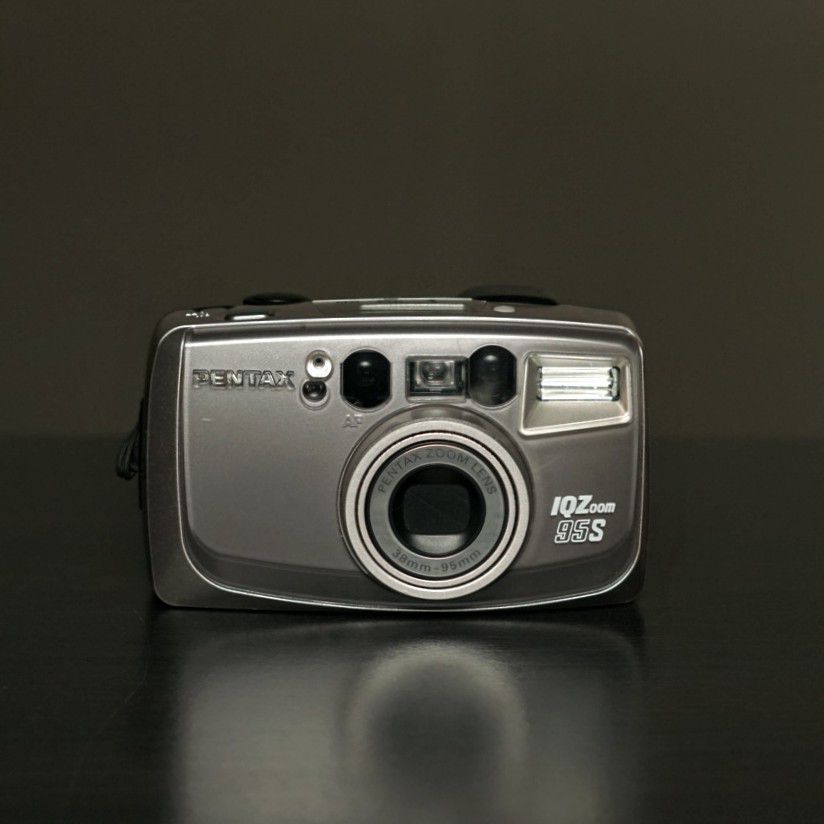 Pentax IQZooom 95s Point and Shoot camera