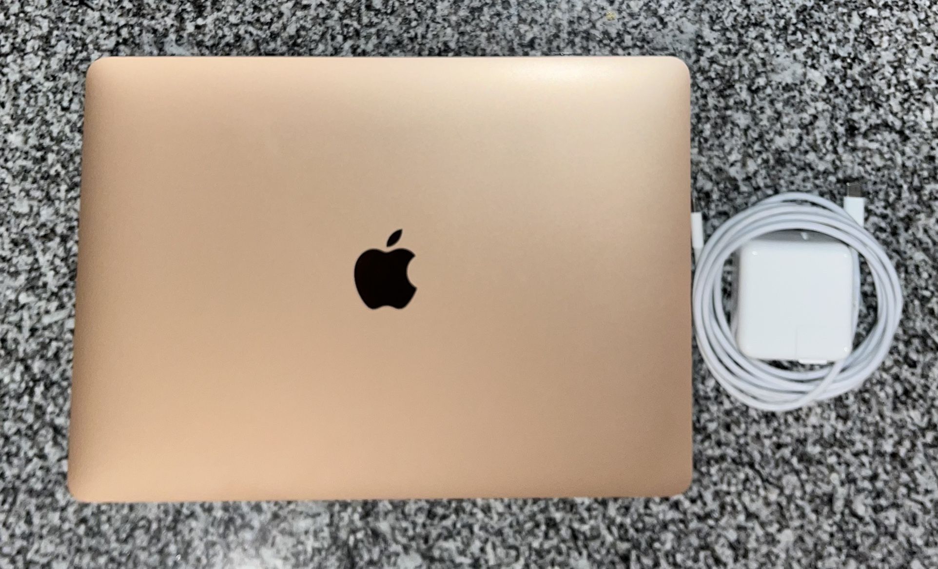 Rose Gold MacBook Air – 13.3” Retina, 250GB – Excellent Condition