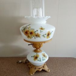 ANTIQUE LAMP