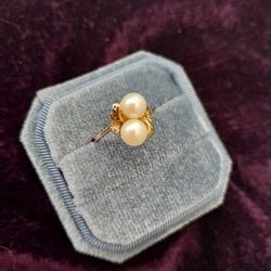 Vintage Pearl Ring