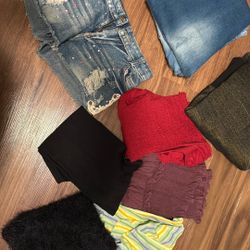 Bundle Of Women Clothes  3 Jeans 1 Short 5 Tops And One Jacket