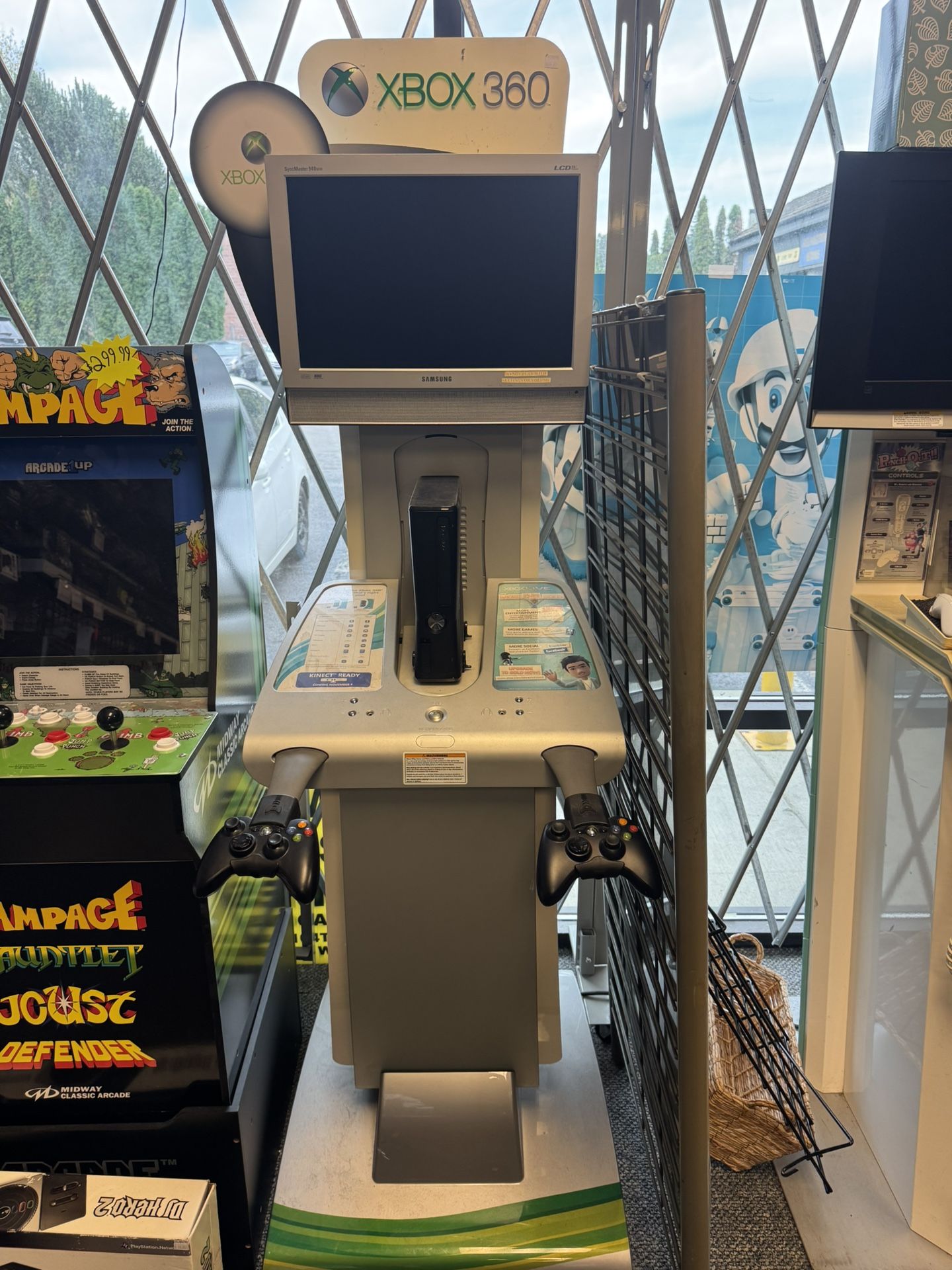 Ps4 And Xbox 360 Kiosk