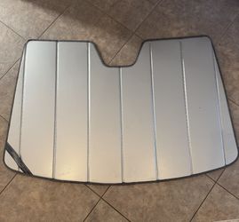 Windshield Sun Shade USV100 By Covercraft