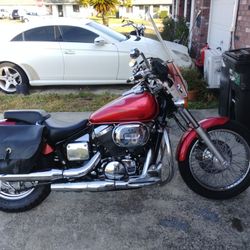 Honda 750 Shadow Spirit. 