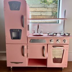 Play Kitchen