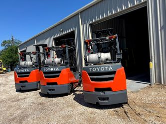 Toyota 8,000Lb cushion tire forklifts - 4 available