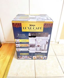 Ninja Luxe Cafe Premium Series) Espresso/ Coffee Machine (SEALED)