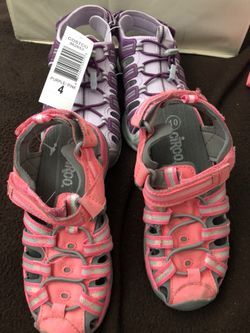 Girls sandals