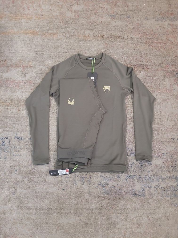 Venum Contender Long-Sleeve Rash Guard Set – Khaki, Size Medium (Perfect for MMA & BJJ)