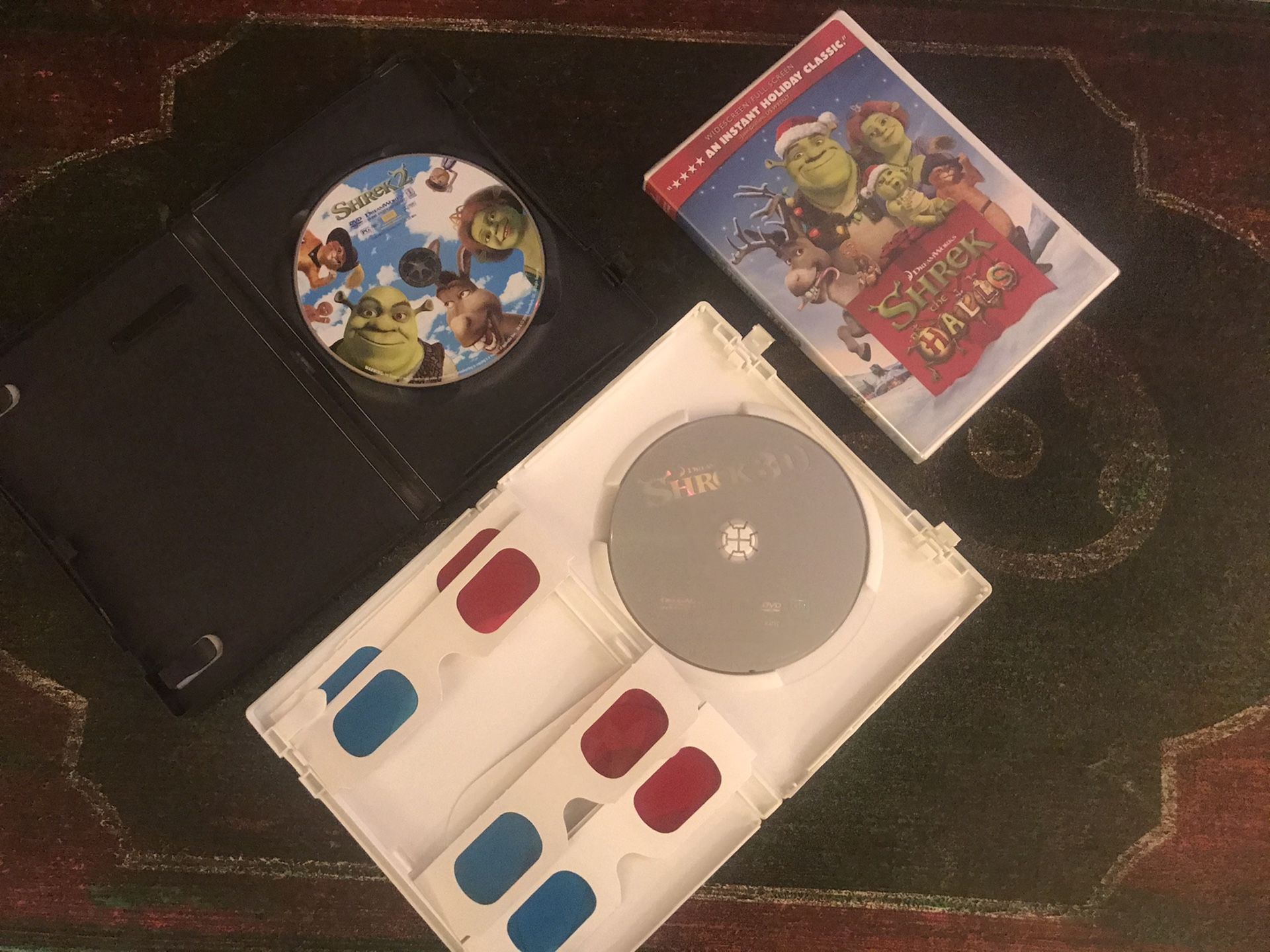 Shrek the Halls, Shrek 3D, Shrek 2 DVDs