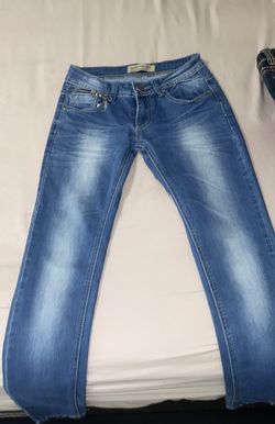 Low Rise Jeans