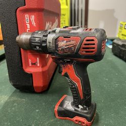 Milwaukee Hammer Drill