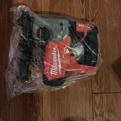 Milwaukee M18 Fuel Nuevo Tool Only 