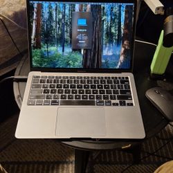 MacBook M1 2020