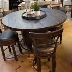 Pub Table with 4 Bar Stools