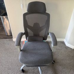 Swivel chair