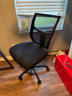 Adjust able Black Mesh Office Chair with Wheels