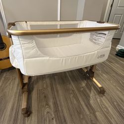 KoolerThings Portable Bassinet 