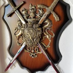 Medieval Knight Armor With Twin Cross Swords Wall Plaq