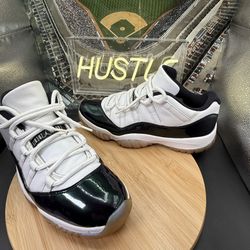 Air Jordan 11 Retro Low Iridescent Men’s Size 11.5