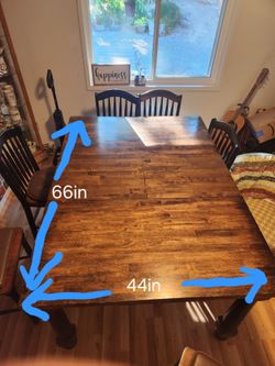 Extendable Dining Table