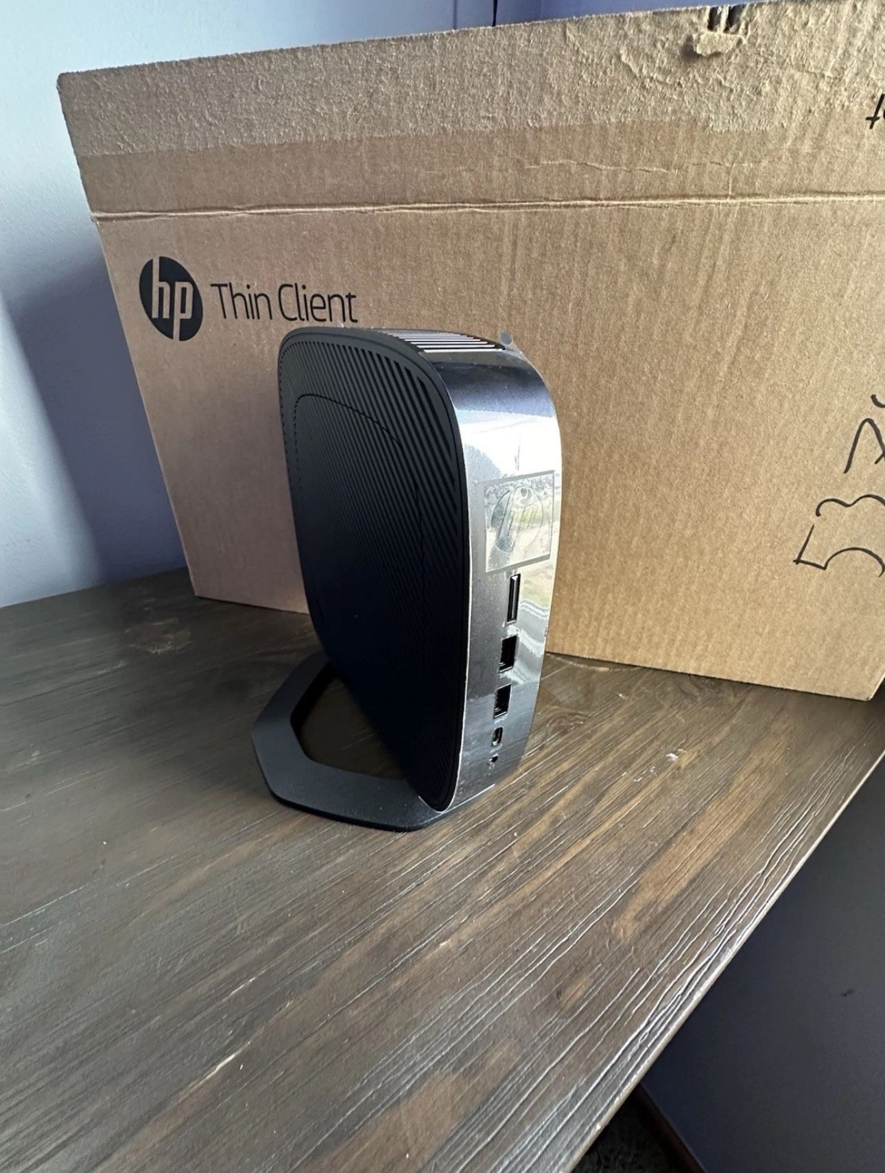 HP T640 Thin Client Amd R1505G (2.40-3.3GHz Max) 8GB ram (Read description)