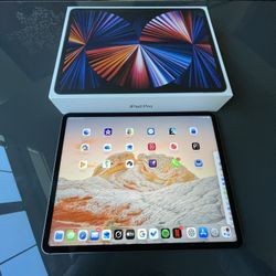 iPad Pro Wireless Cellular Bundle