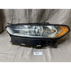 Ford Fusion SE 2013 2016 SE Headlight (Left)