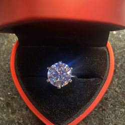 Trade**10.56ct Lab Diamond - Offer All Trades! (Reasonable)