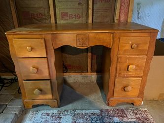 Rock Maple Desk w/ Drawers