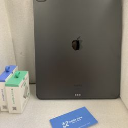 iPad Pro 13” M4 256gb Unlocked- Babcock 