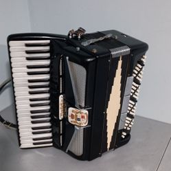 Accordion Noble.    Madein Italy