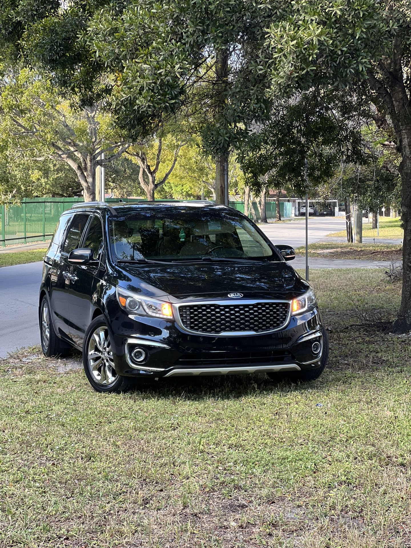 2016 KIA Sedona