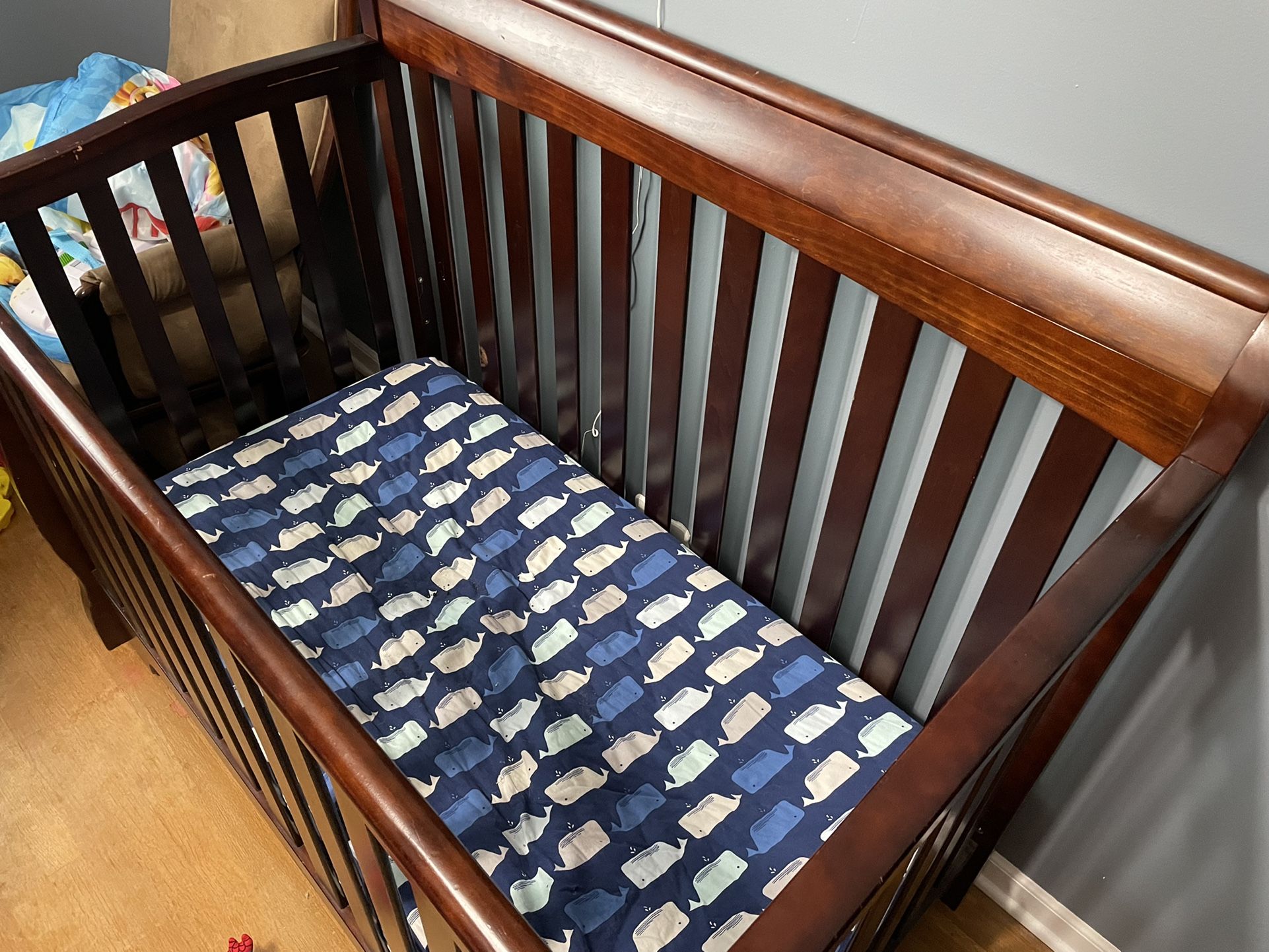 4 In 1 Delta Baby room Set. Mattress changing Table Changing Pad Included