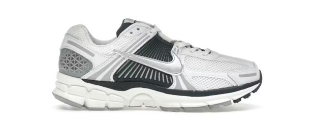 Size 8 Nike Zoom Vomero 5 White Armory Navy (Women's)