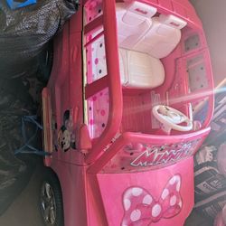 Minnie Mouse Pink Ride-On Toy Car
