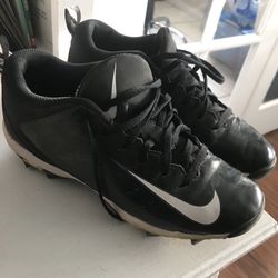 Nike Cleats 5.5